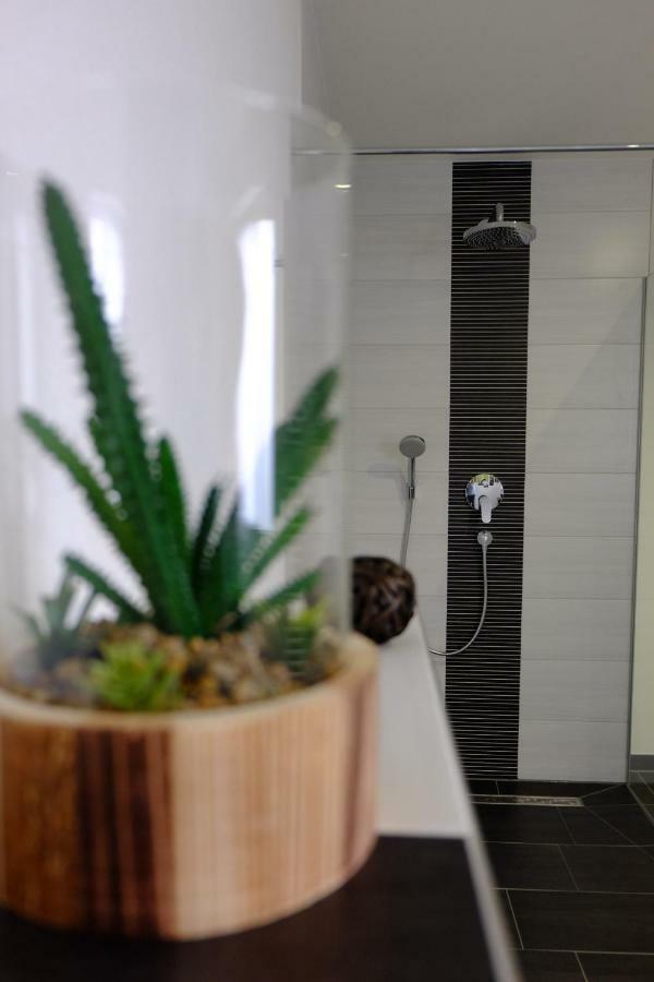 Sweet Park Apartment *
